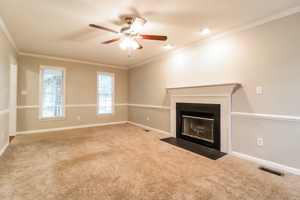 Building Photo - 1405 E Stonemason Dr
