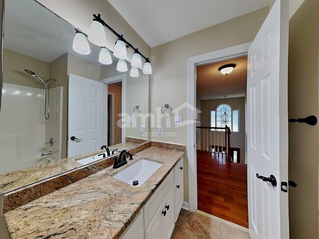 Building Photo - 901 Birkdale Dr