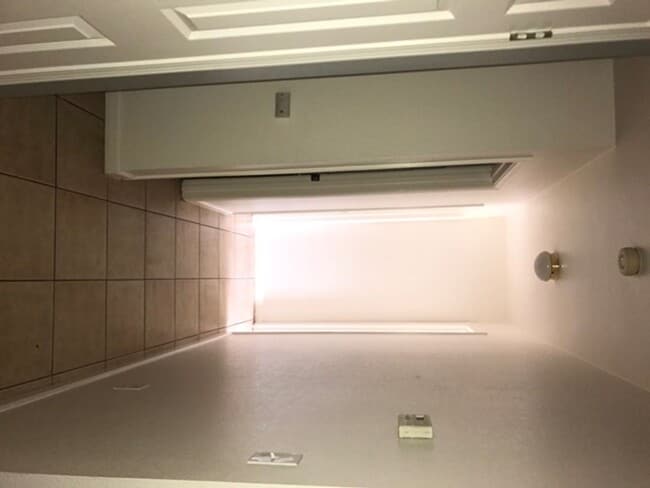 Building Photo - Nice house