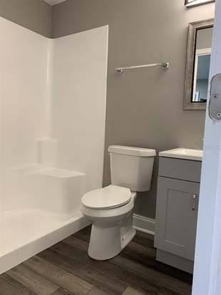 Building Photo - 7323 R J Cove Ct