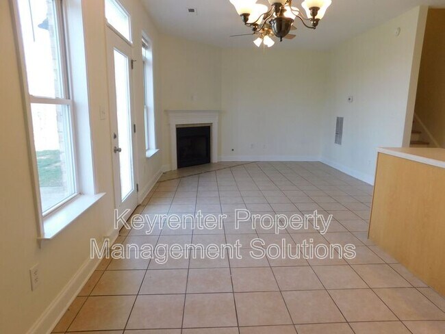 Building Photo - 34 Enchanted View Cir