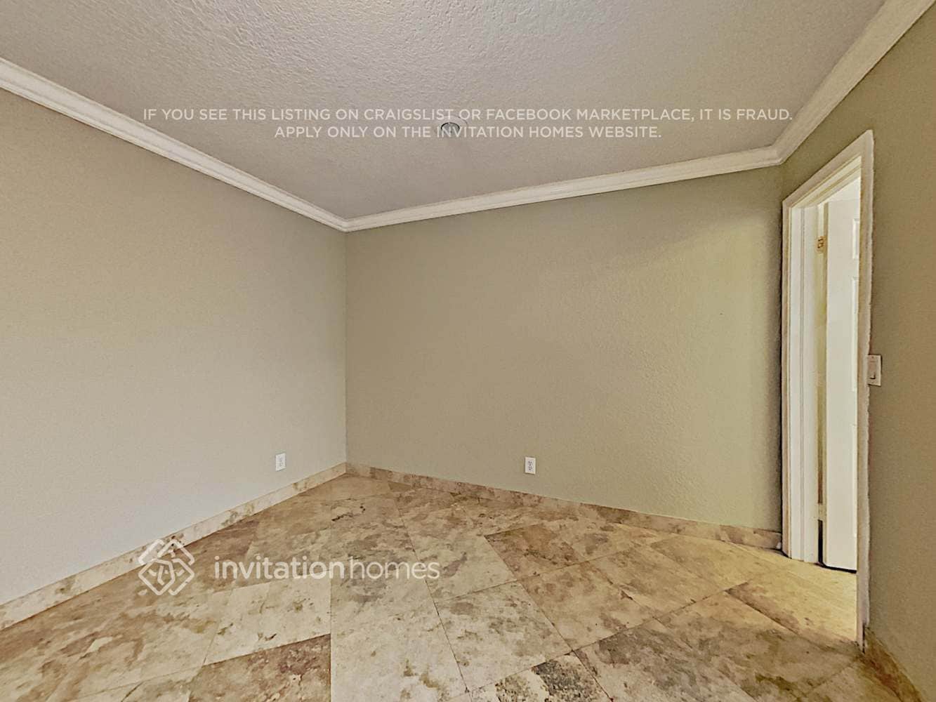 Building Photo - 800 SW 87th Terrace