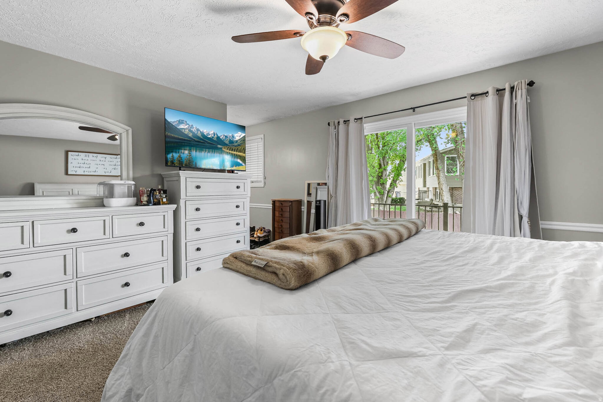Building Photo - 9107 S Peach Blossom Dr