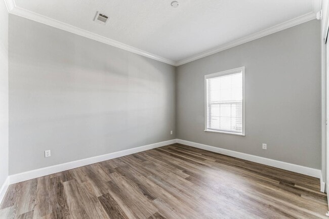 Building Photo - 3117 Walden Shores Blvd