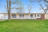 Building Photo - 2740 Radcliffe Dr