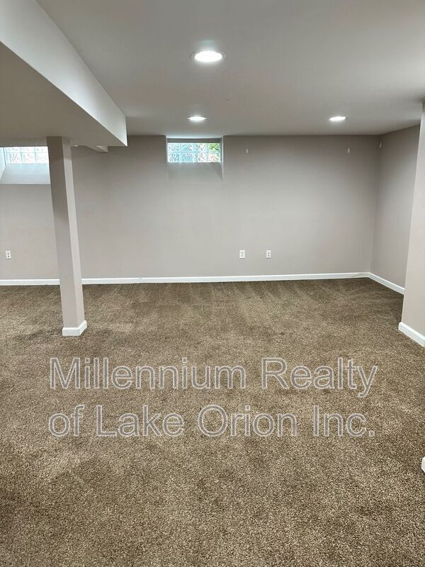 Building Photo - 2224 N Connecticut Ave