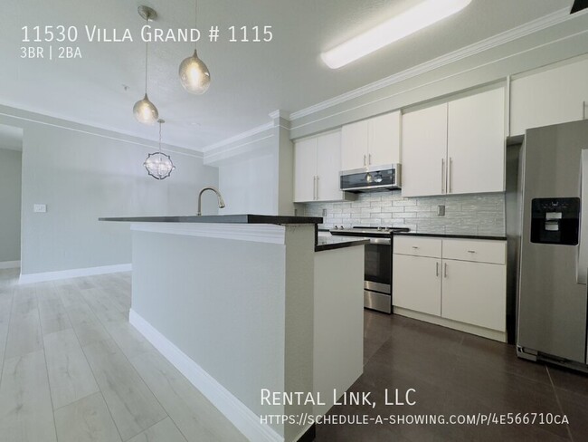 Building Photo - 11530 Villa Grand