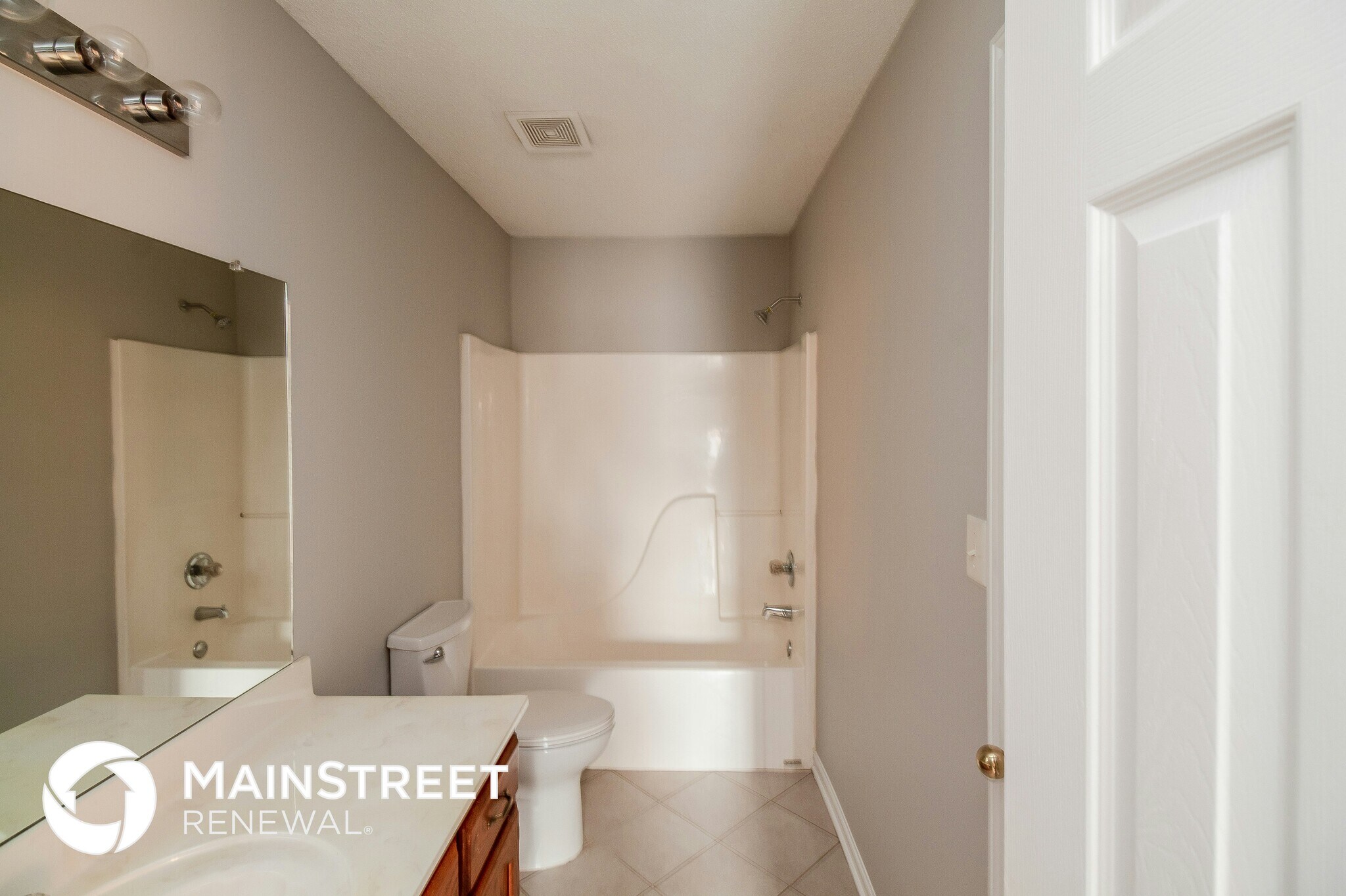 Building Photo - 10696 Pecan View Dr