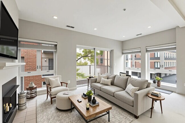 Building Photo - 1415 Sherman Ave