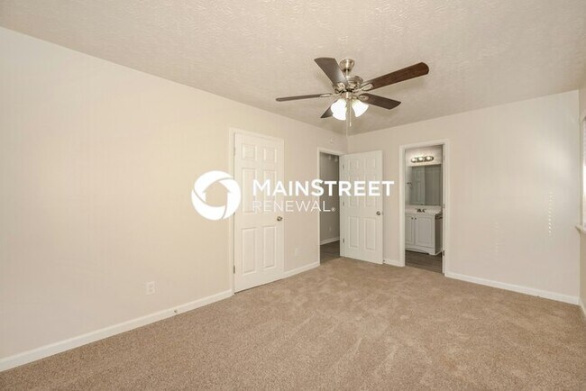 Building Photo - 4 Bedroom Pet-Friendly Home in Ellenwood, GA with Main Street Renewal