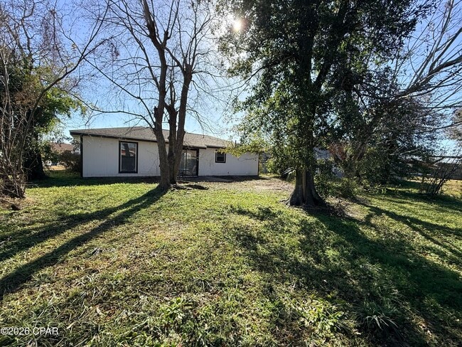 Building Photo - 6615 Enzor St