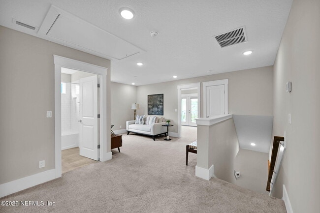 Building Photo - 58 Spinner Dr