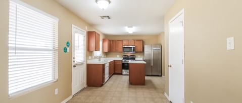 Building Photo - 1127 Laurel Chase Tr