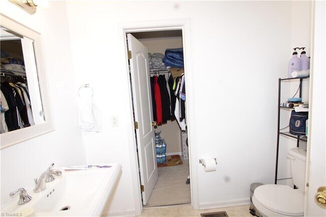 Building Photo - 485 Mae Stone Dr