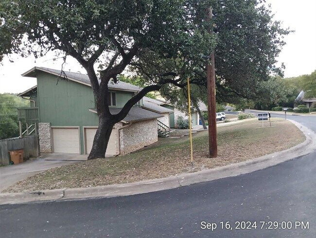 Building Photo - 9100 Wildridge Dr