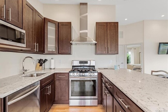 Building Photo - 73 W Tiana Rd