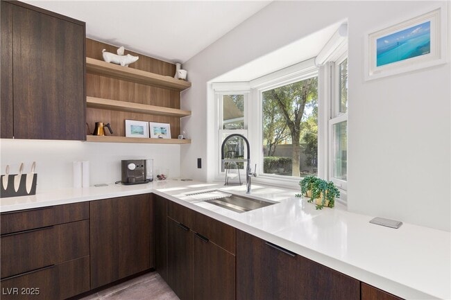 Building Photo - 9301 St James Cir