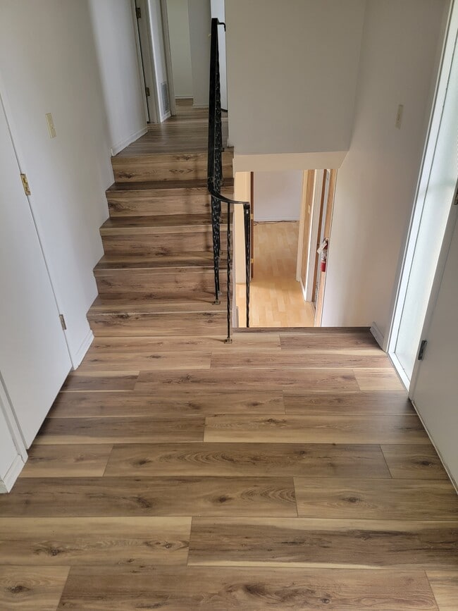 Building Photo - 1702 Edgar St