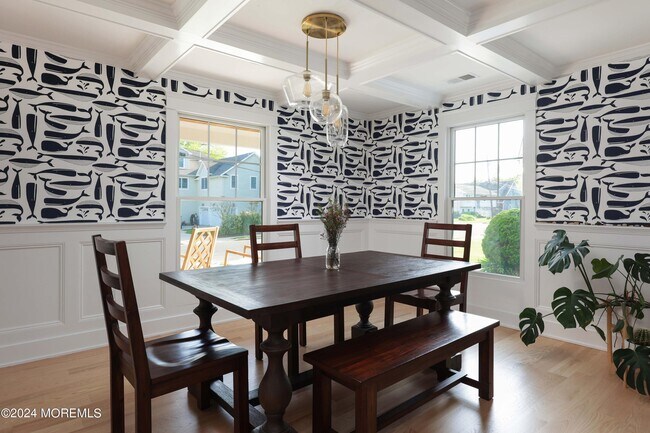 Building Photo - 408 Central Ave