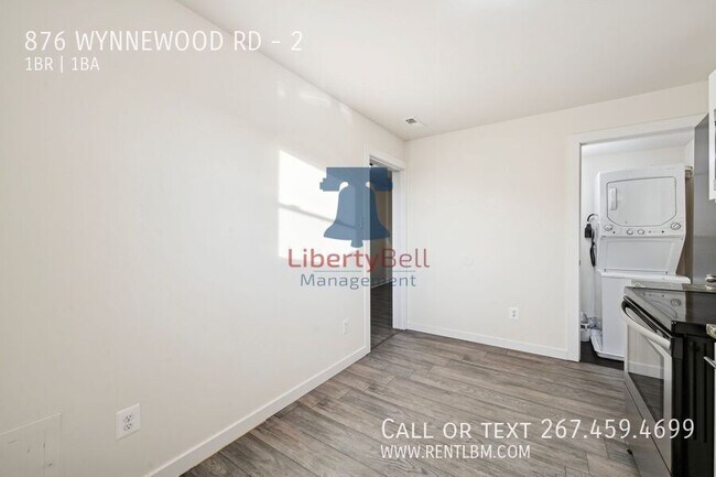 Building Photo - 876 Wynnewood Rd