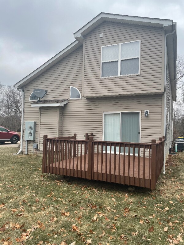 Building Photo - 10405 Ethel St