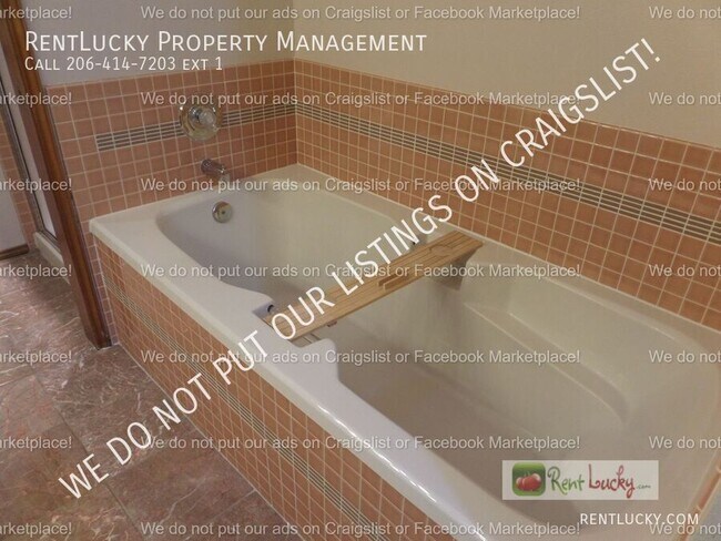 Building Photo - 29633 Marine View Dr SW