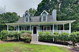 Building Photo - 210 Austin Dr