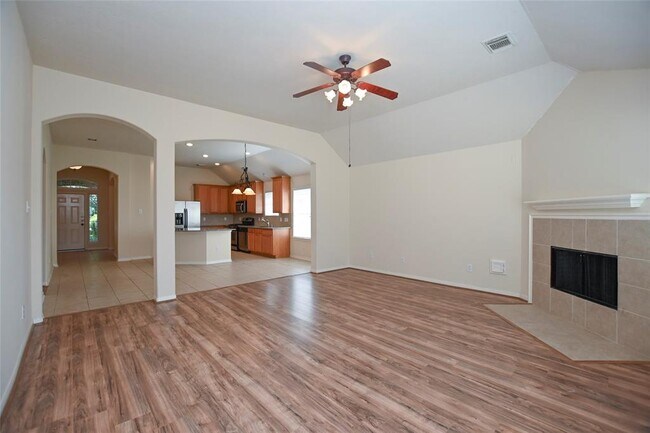 Building Photo - 19119 Canyon Ferry Ln