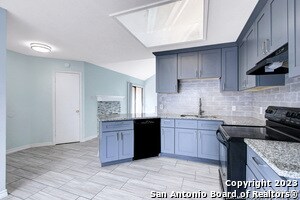 Building Photo - 5531 Ivanhoe St