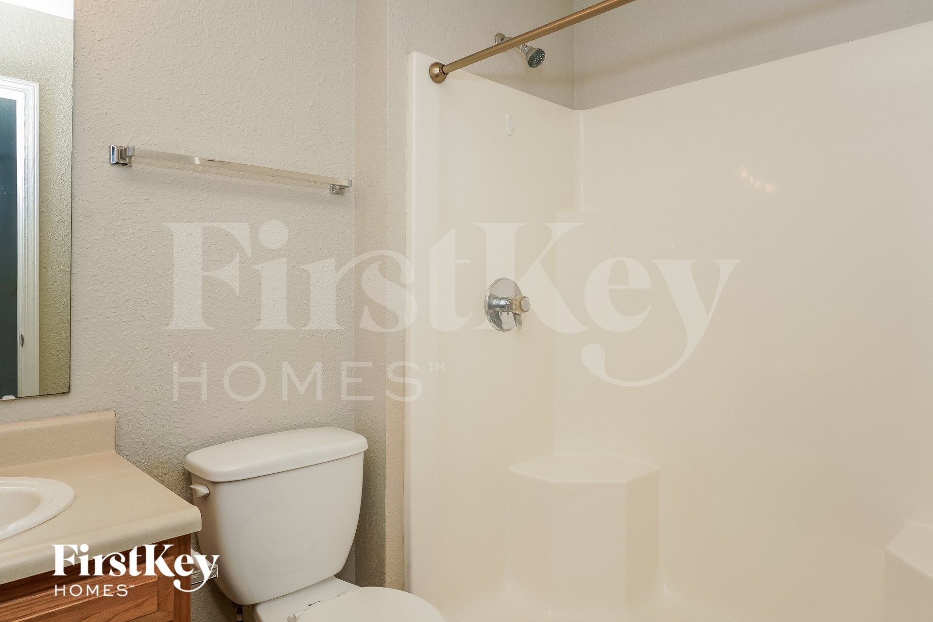 Building Photo - 1880 Long Lake Dr