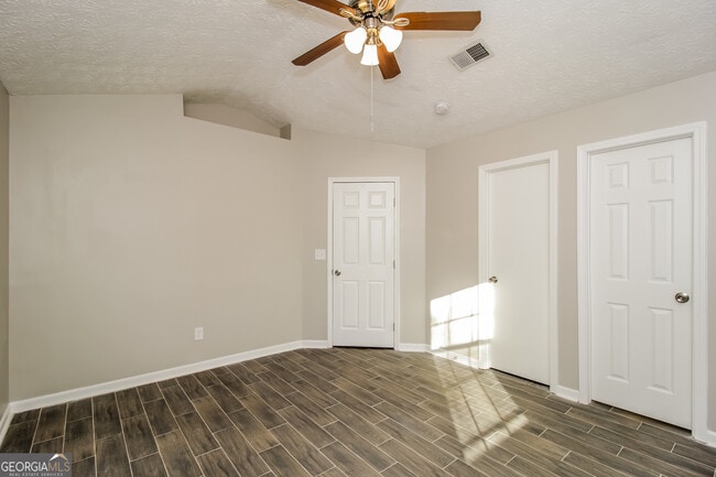 Building Photo - 10416 Larrack Ct