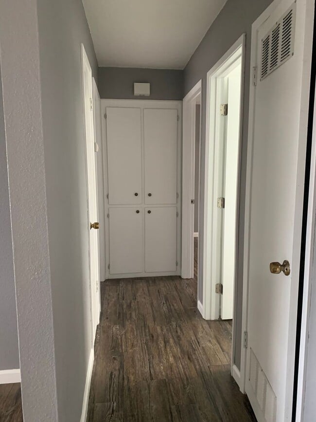 Building Photo - Move in Ready!