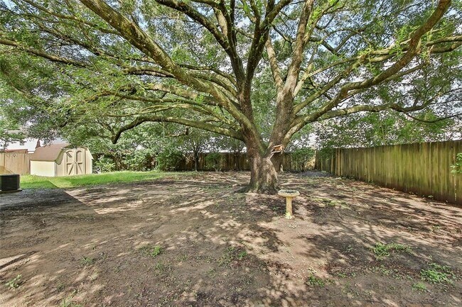 Building Photo - 6903 Foxmont Ln