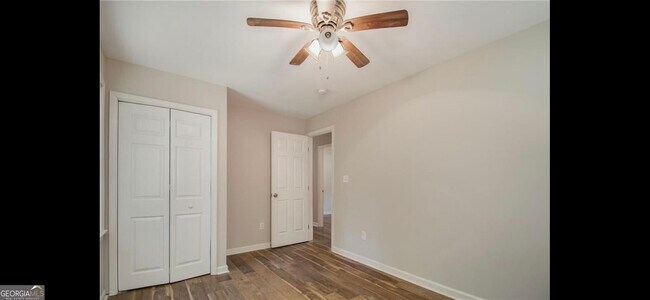 Building Photo - 3704 Asbury Ln SW