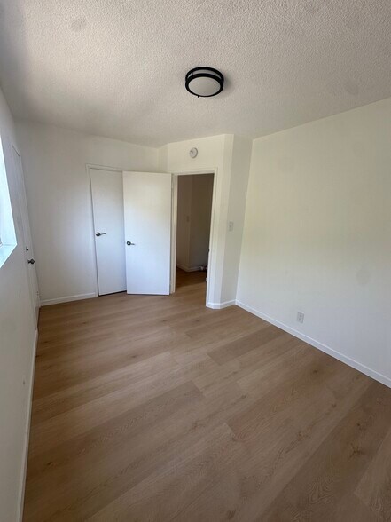Building Photo - 21109 S Santa Fe Ave