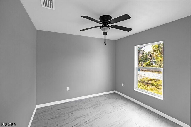 Building Photo - 3510 S Grimsley Ct