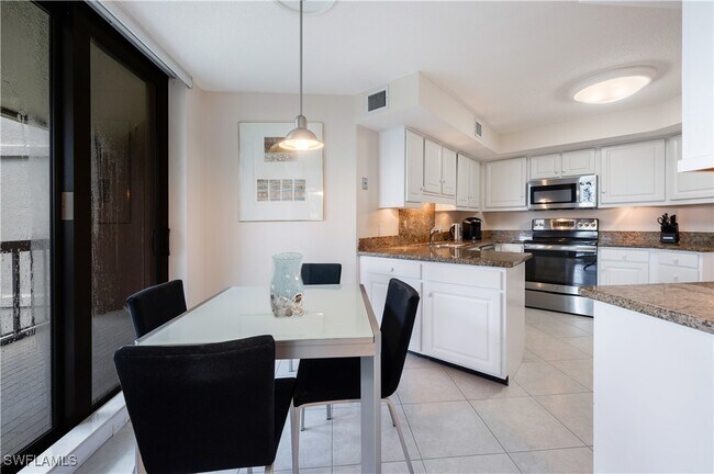 Building Photo - 4551 Gulf Shore Blvd N