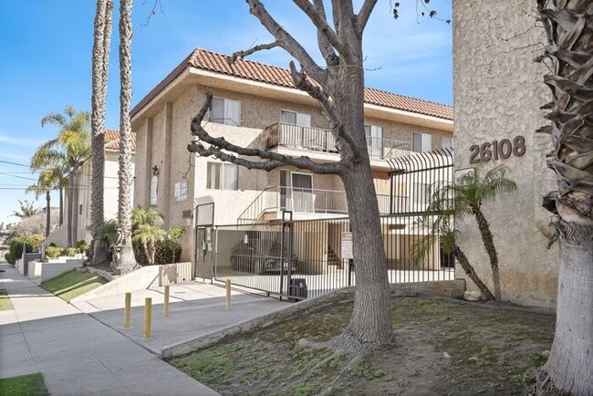 Primary Photo - 2 Bedroom | 1 Bathroom