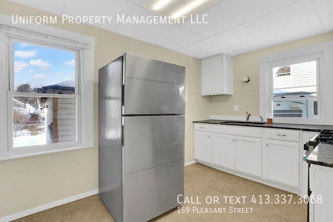 Building Photo - 159 Pleasant St