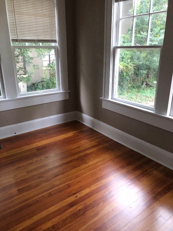 Building Photo - 2717 Oak St