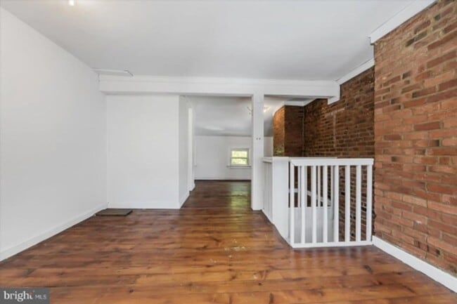 Building Photo - Enchanting Fells Point SFH 2bd/1.5ba w/ CAC, Modern Features, W/D and more! Available now
