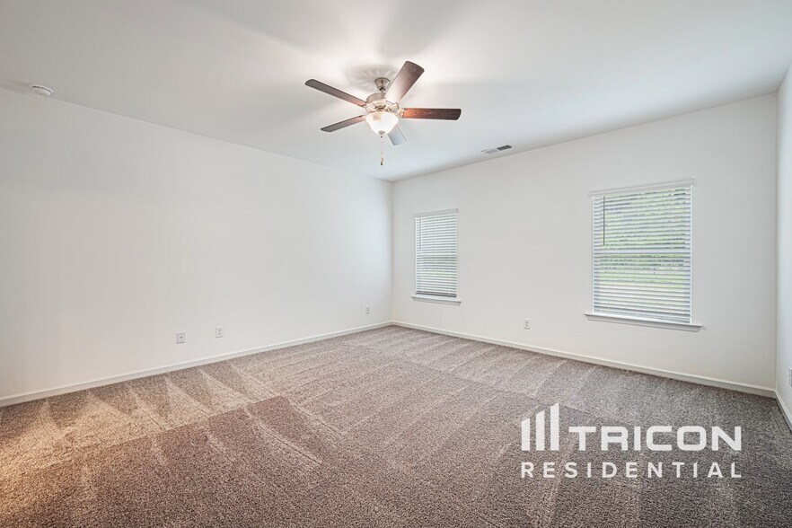 Building Photo - 139 Chapel Meadow Ln SW
