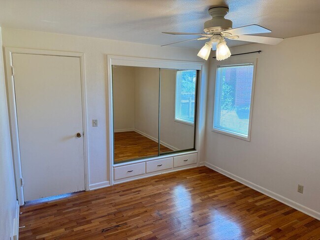 Building Photo - 1670 Escalante St