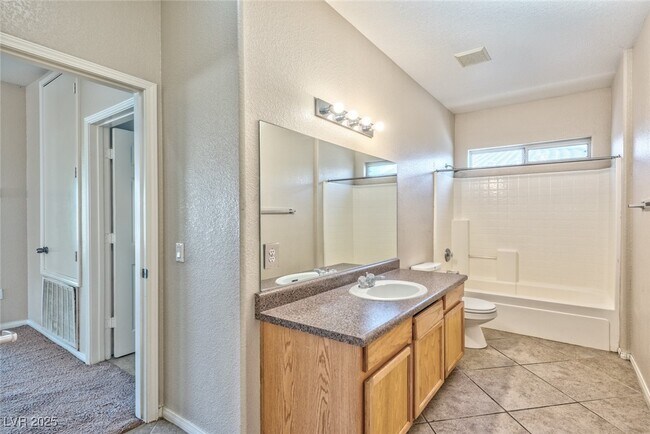 Building Photo - 5512 Colorado Breeze Way