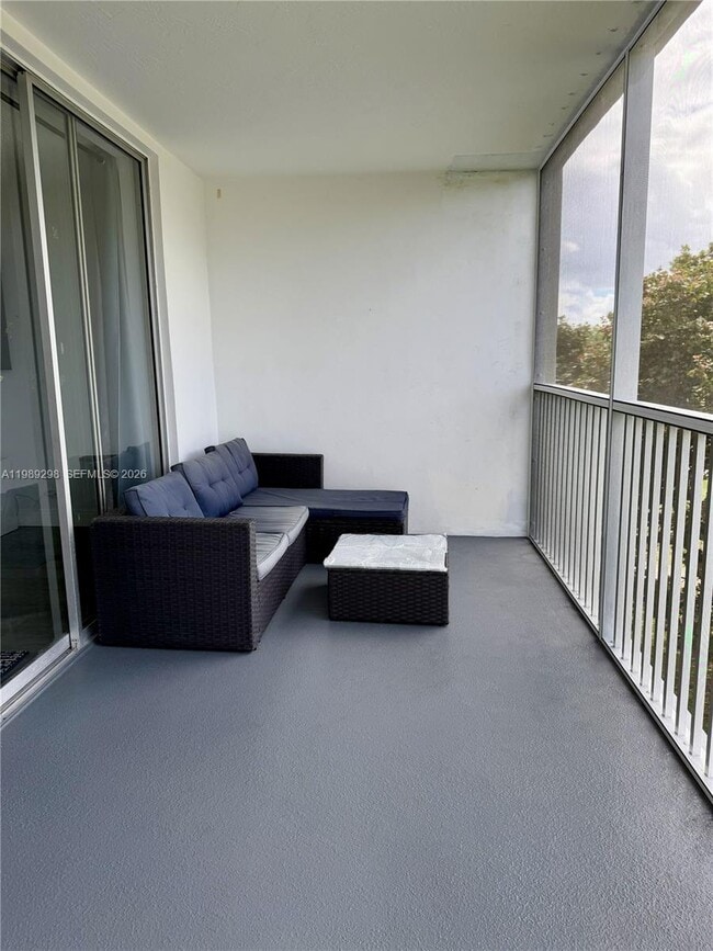 Building Photo - 2681 S Course Dr