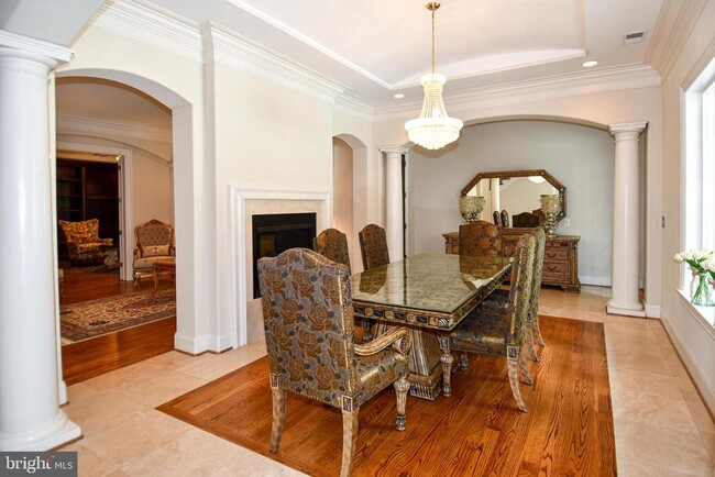 Building Photo - 7104 Old Dominion Dr