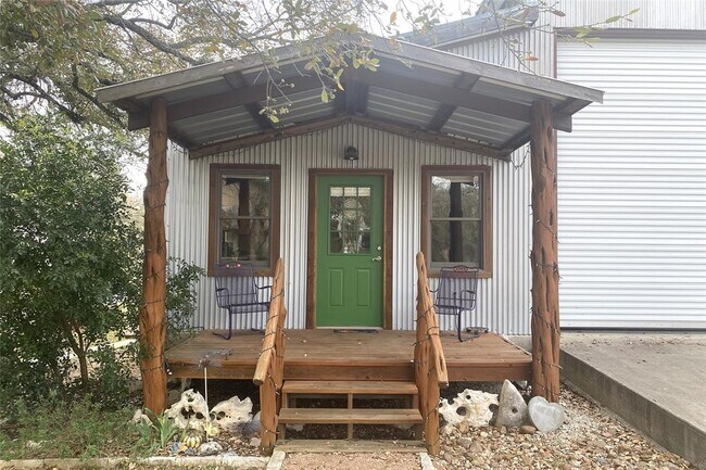 Building Photo - 309 Ridge Oak Dr