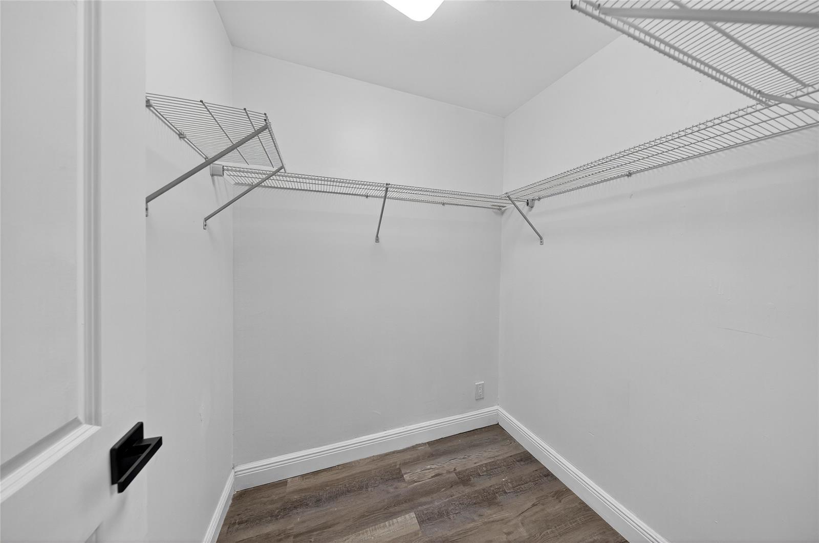 Building Photo - 2012 NW 12th Ave