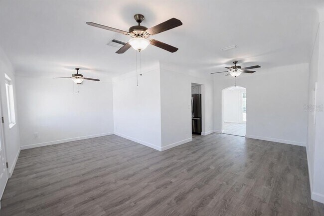 Building Photo - 6000 Dr M.L.K. Jr St N