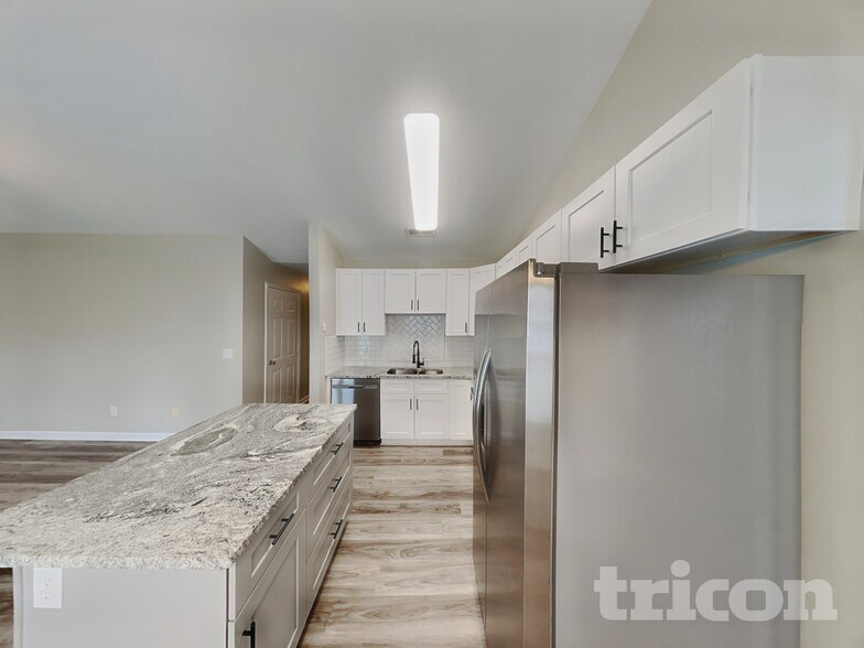 Building Photo - 3871 Range Crest Ct